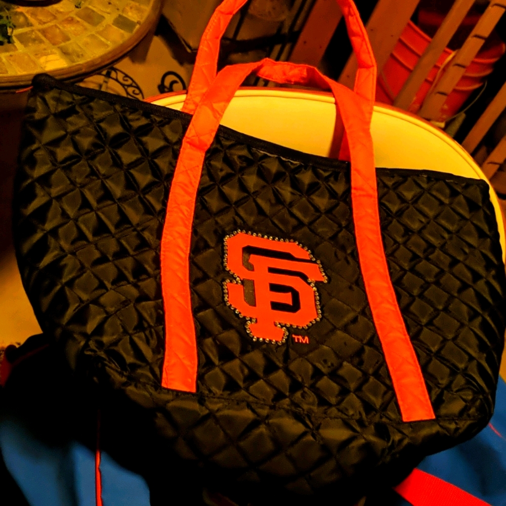 NWOT SF Giants Large Zipped Tote Bag